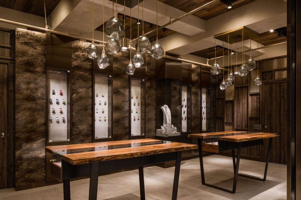 Avi Co Gem wide angle[1]